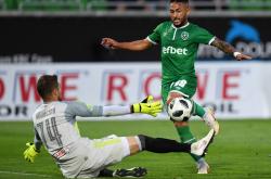 开云体育APP下载-尤文图斯遭遇出局，欧冠之路终结