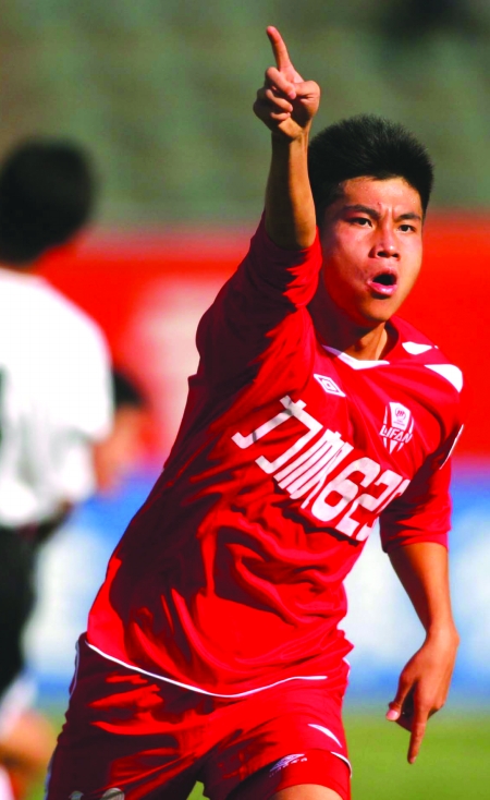 重庆力帆客场逆转，取得宝贵三分