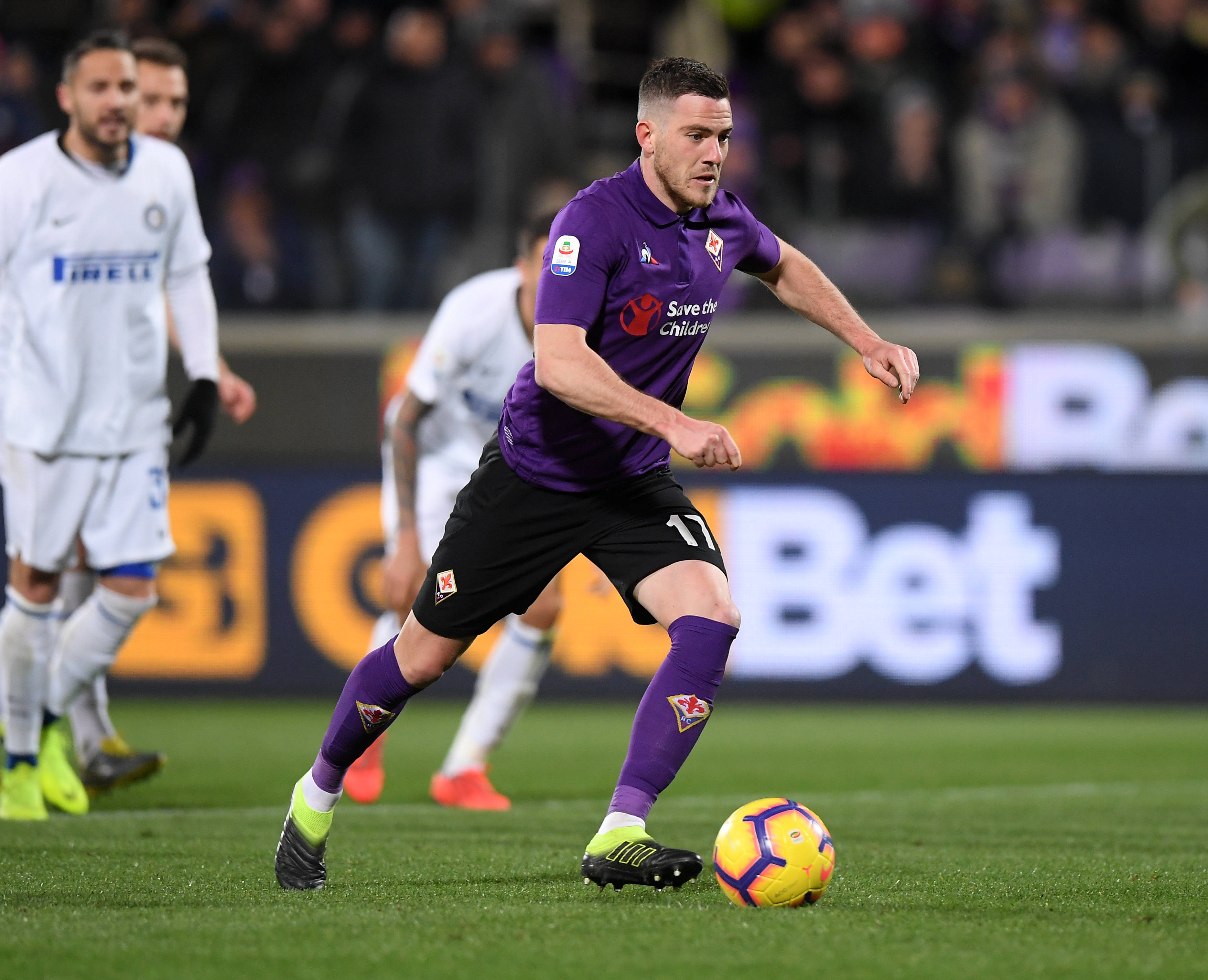 热刺大胜，提前锁定小组第一的简单介绍