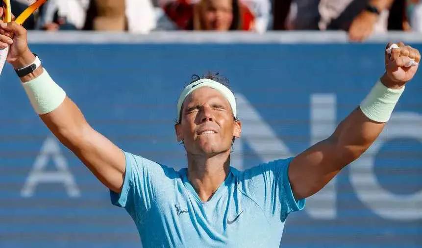 关于西班牙网球队血洗英国网球队，纳达尔绝境逆转的信息