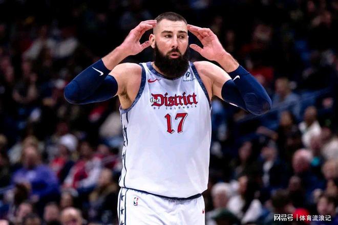 关于雄鹿碾压墨西哥男篮，瓦兰丘纳斯送出助攻的信息